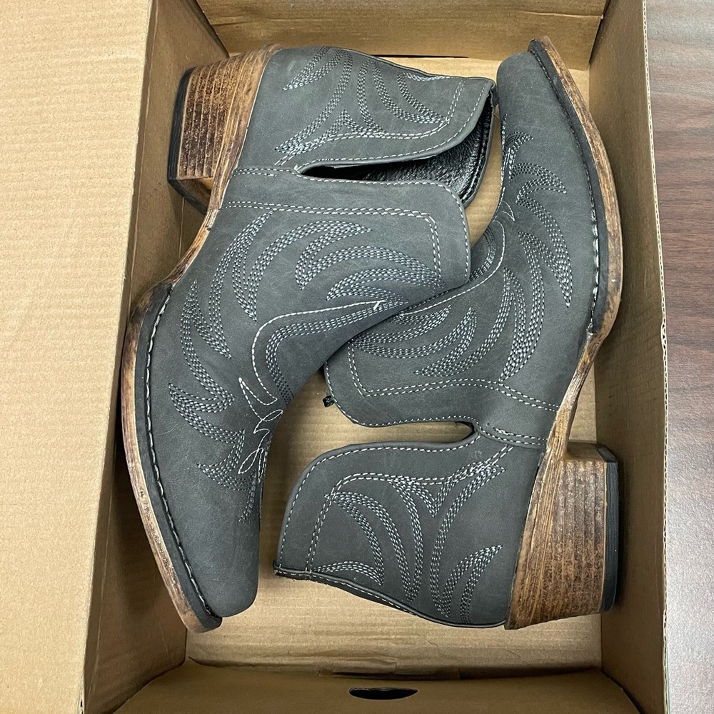 Roper Gray Western Booties 6.5